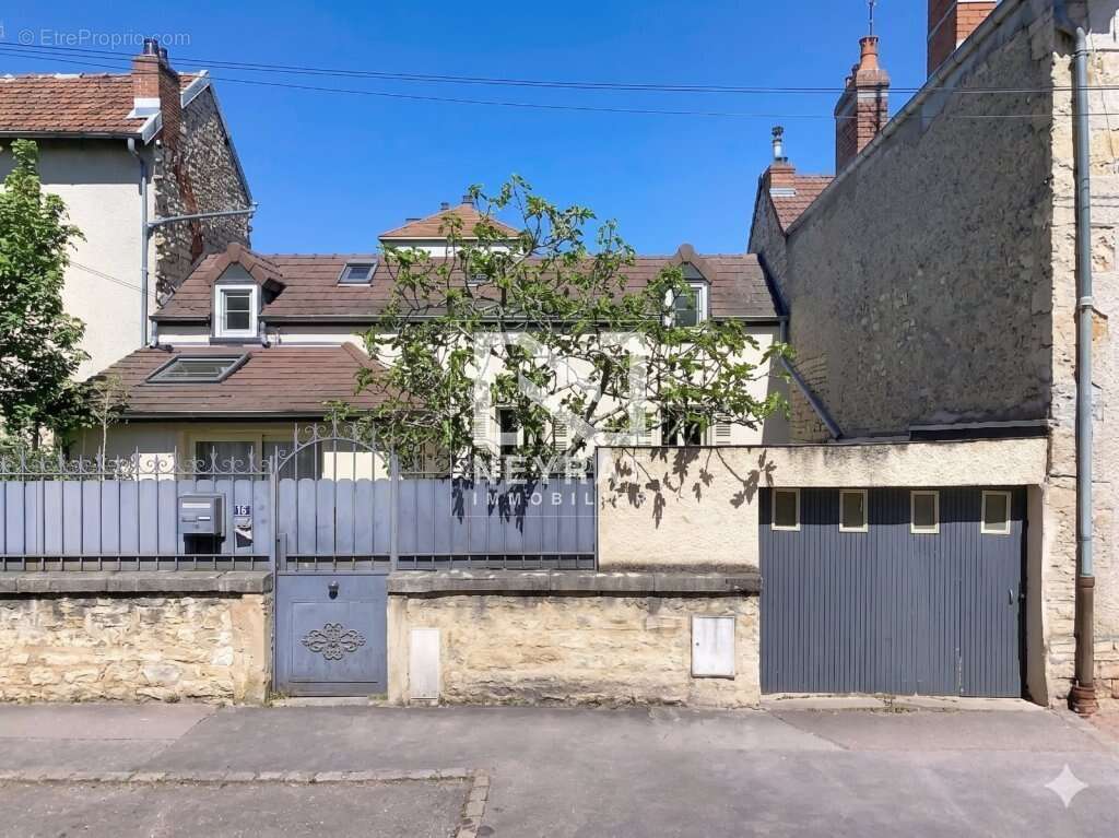 Maison à DIJON