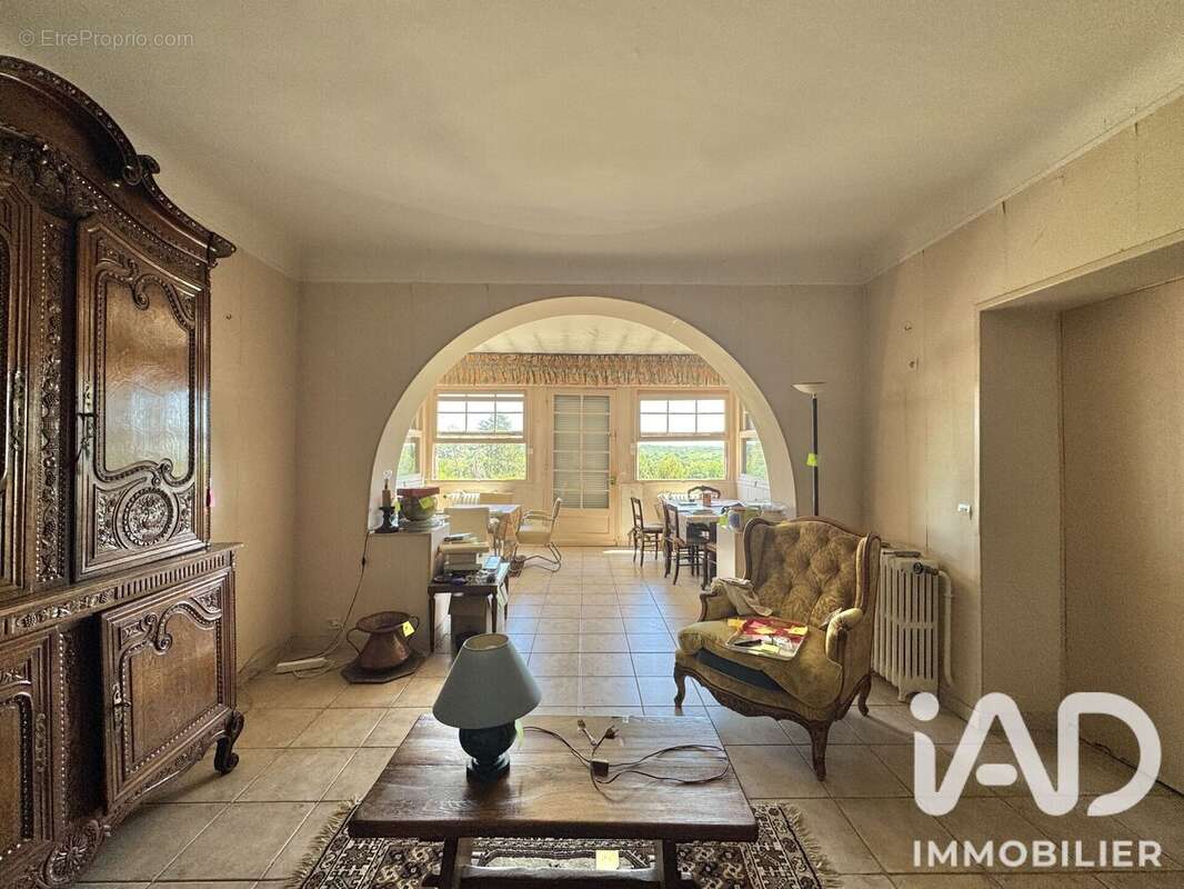 Maison 125 m² à Saint-Fargeau-Ponthierry  - photo 8