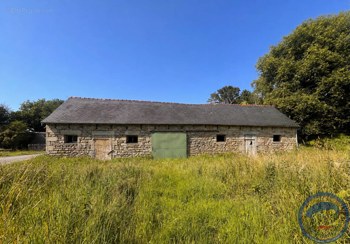 Maison à LOCRONAN
