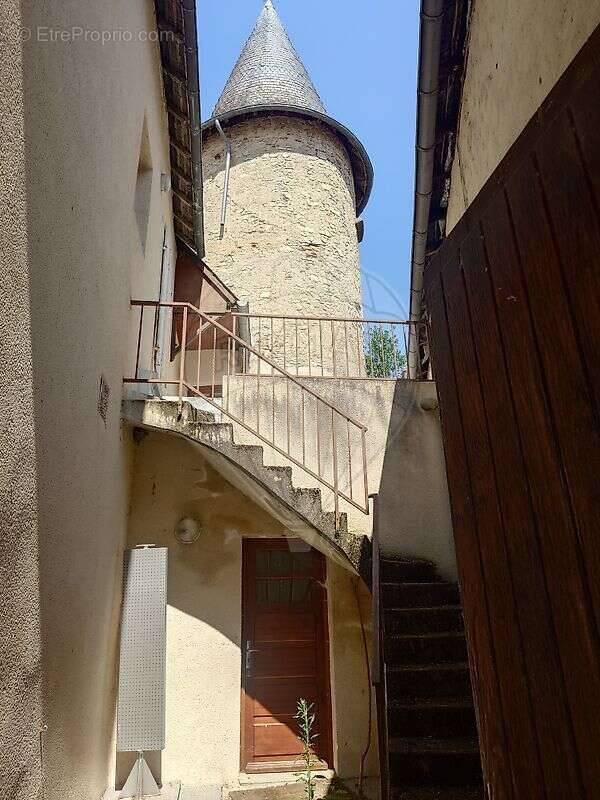 Maison à LUZY