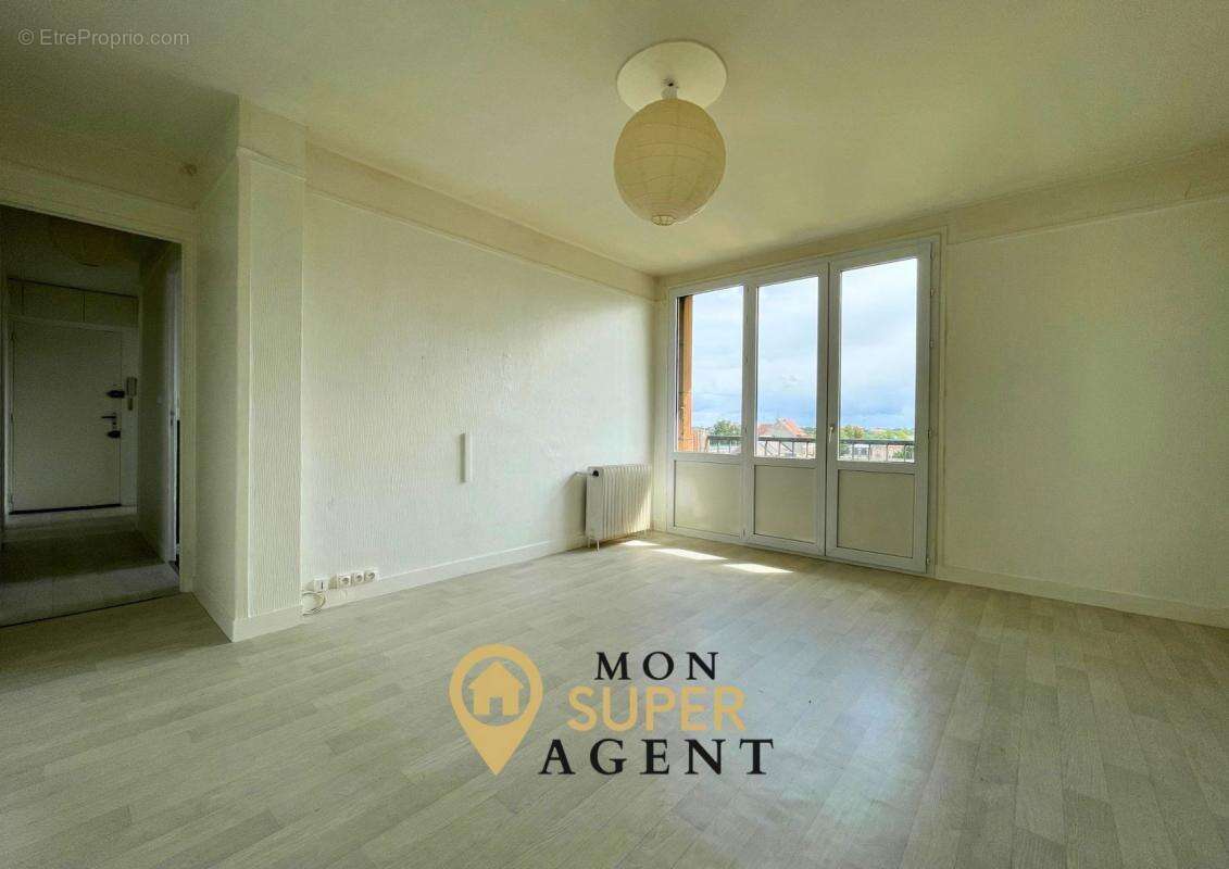 Appartement à MELUN