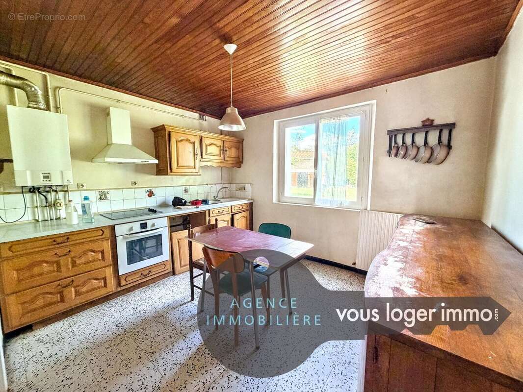 Maison à MONTESQUIEU-VOLVESTRE