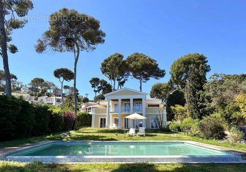 Maison à ANTIBES