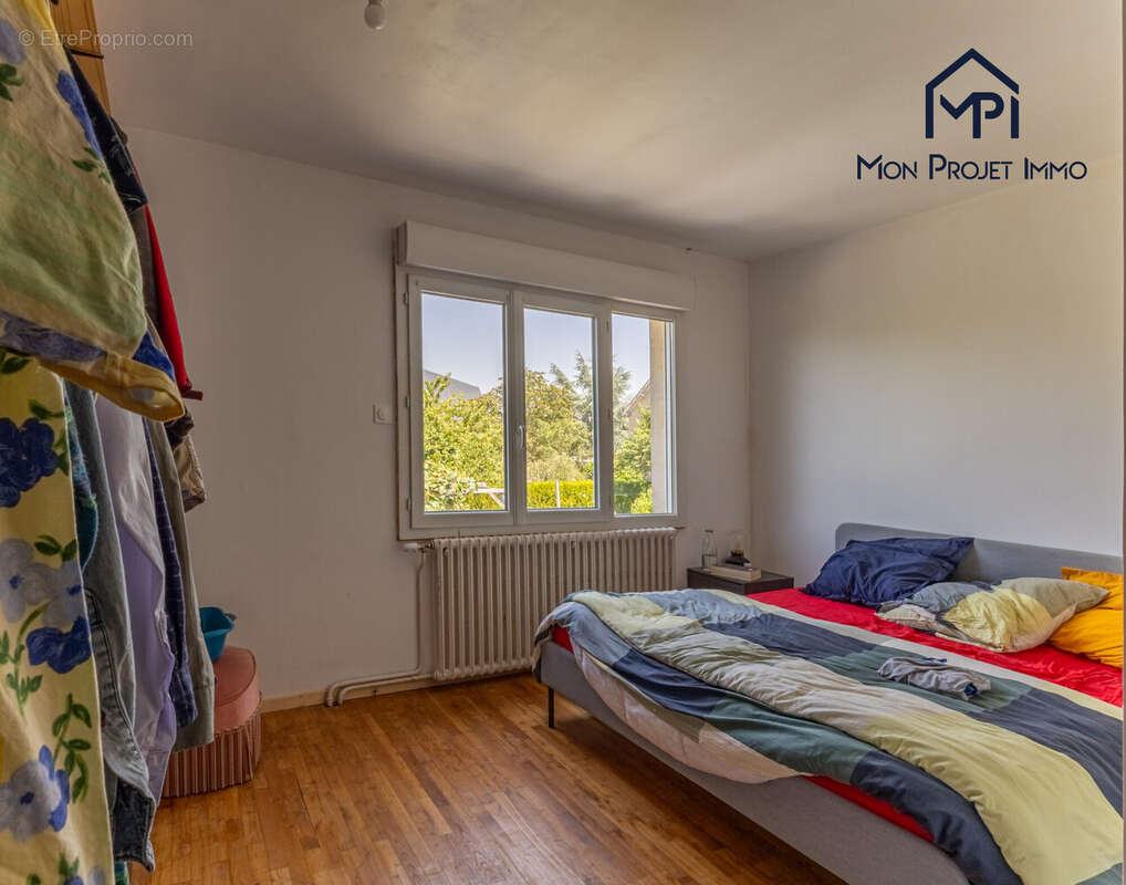 Maison 115 m² à Laval  - photo 6