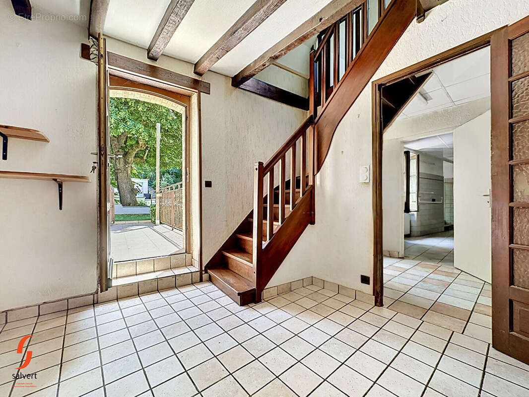 A vendre, Maison de 228m2 - ancien moulin. - photo 8