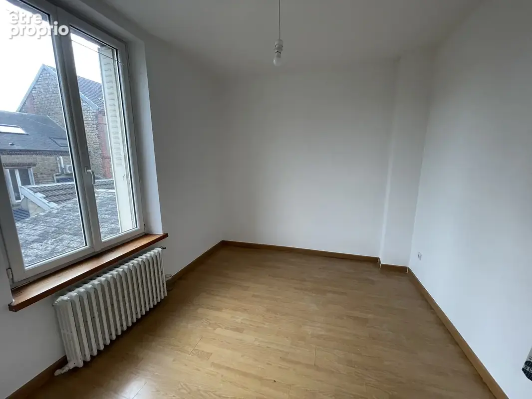 Appartement 173 m² à Charleville-Mezieres  - photo 7