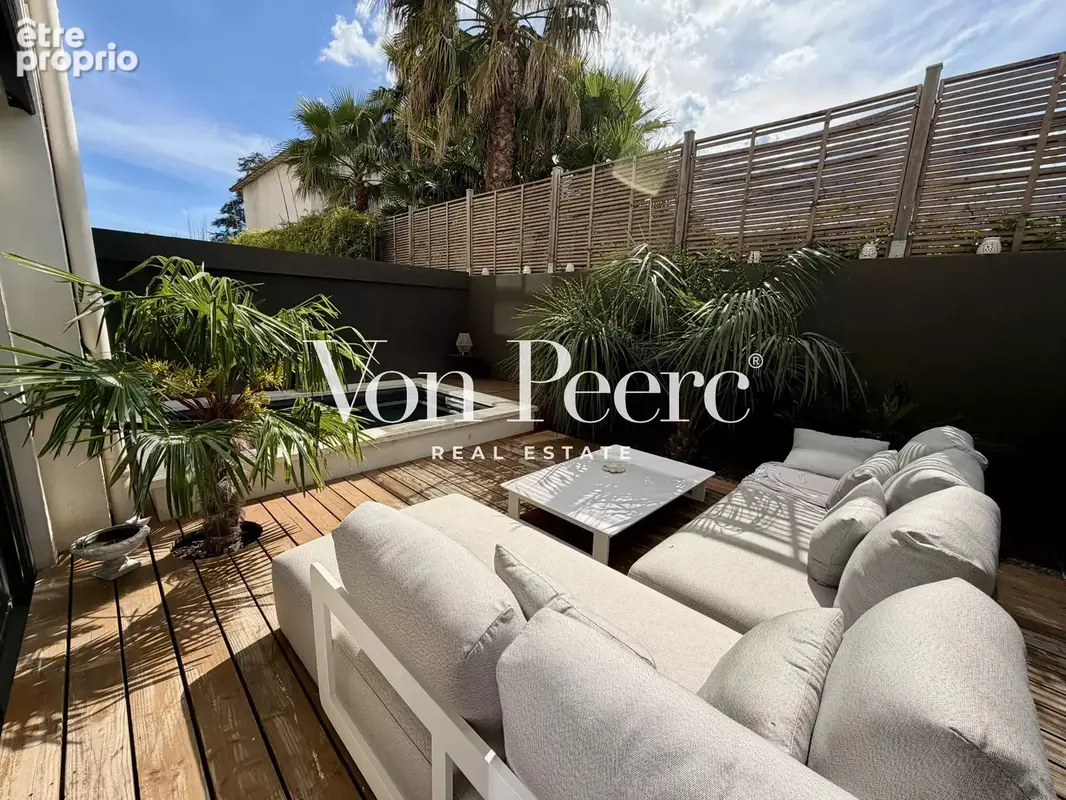 A vendre à St Rémy de Provence: Magnifique appartement de standing avec terrasse et bassin - photo 6
