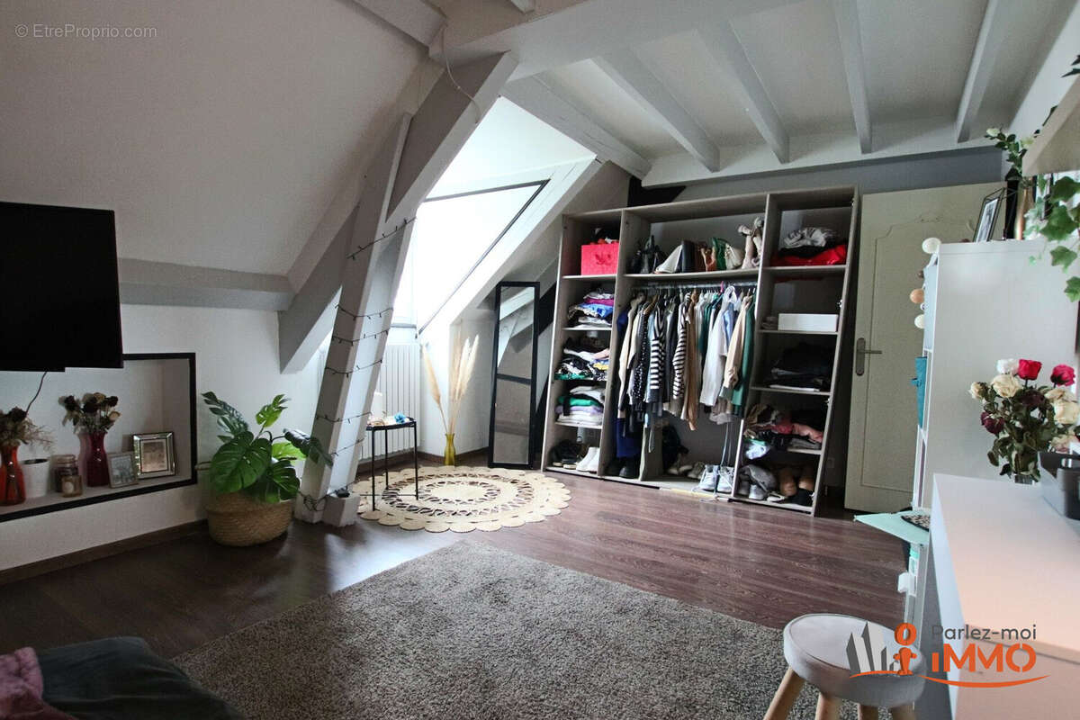 Maison 7 pièces 171 m² à vendre à Savigneux (42600) - photo 4