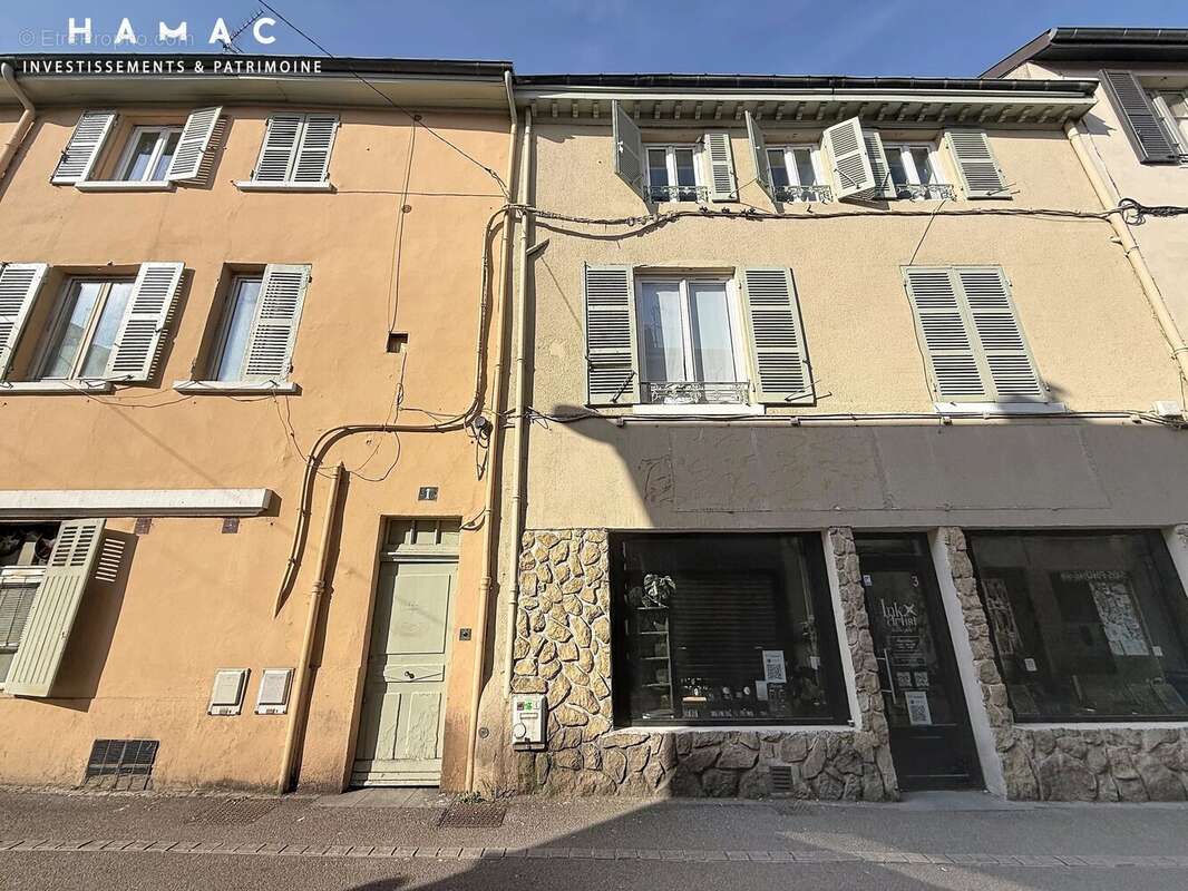 Appartement à OULLINS