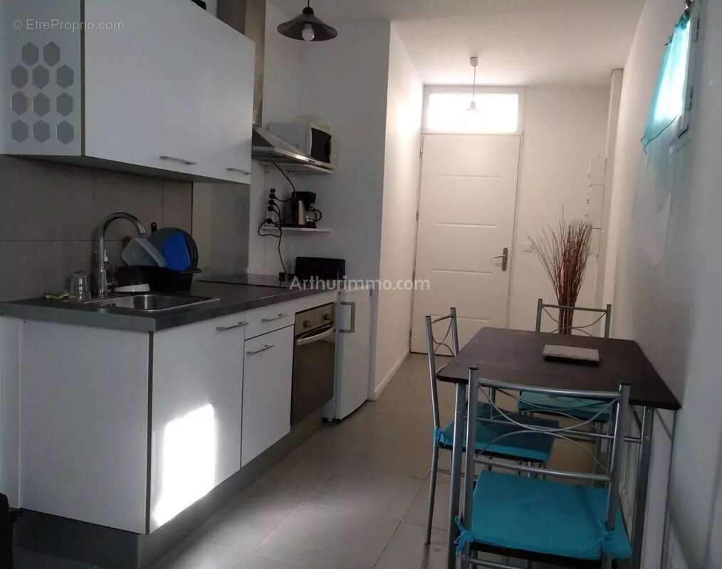 Appartement à SALERNES