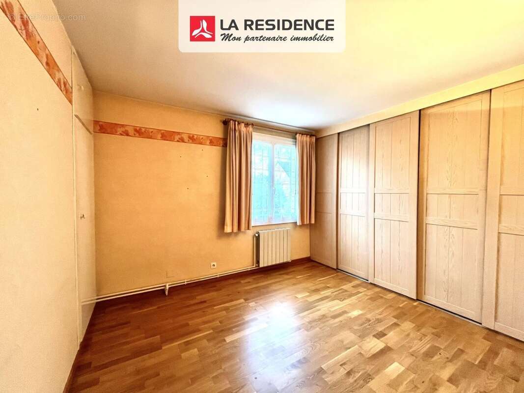 Maison à SAINT-OUEN-L'AUMONE