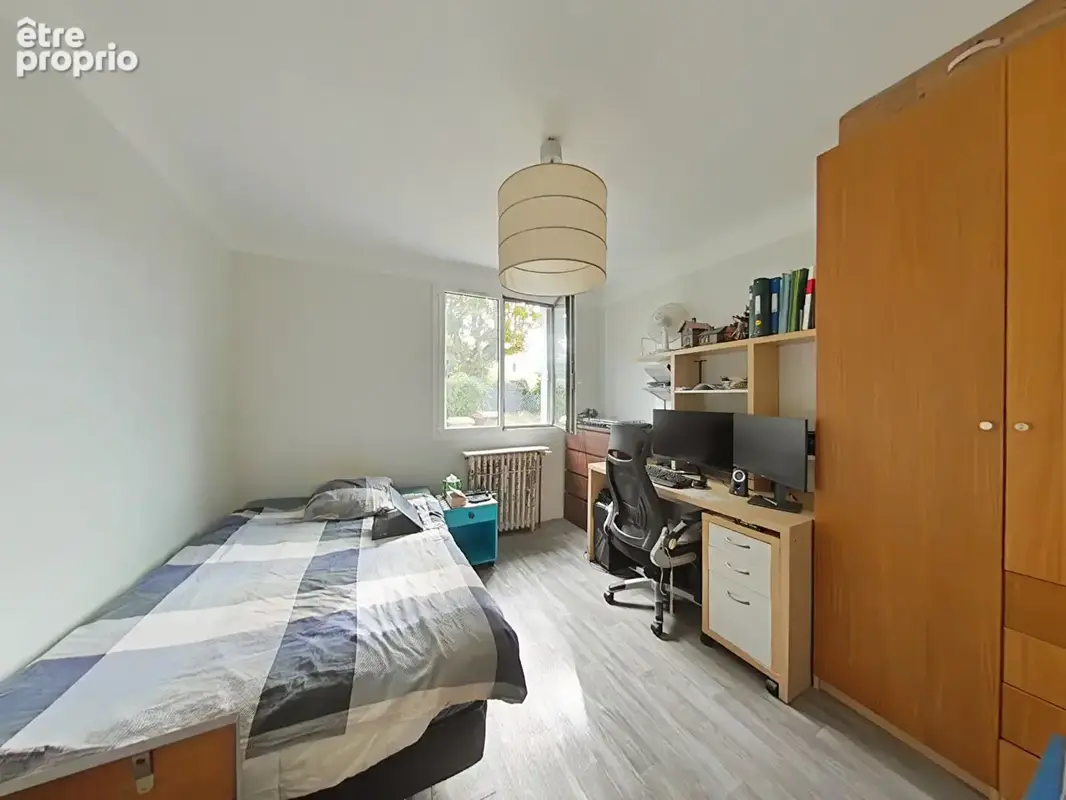 Maison de plain-pied 5 pièces, 99 m²,  4 chambres, terrain de 561 m²  FONTENAY LE FLEURY - photo 11