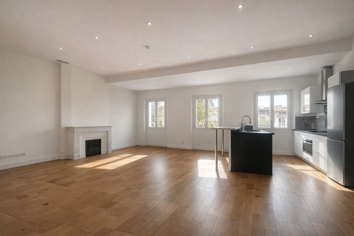 Appartement à AUBAGNE