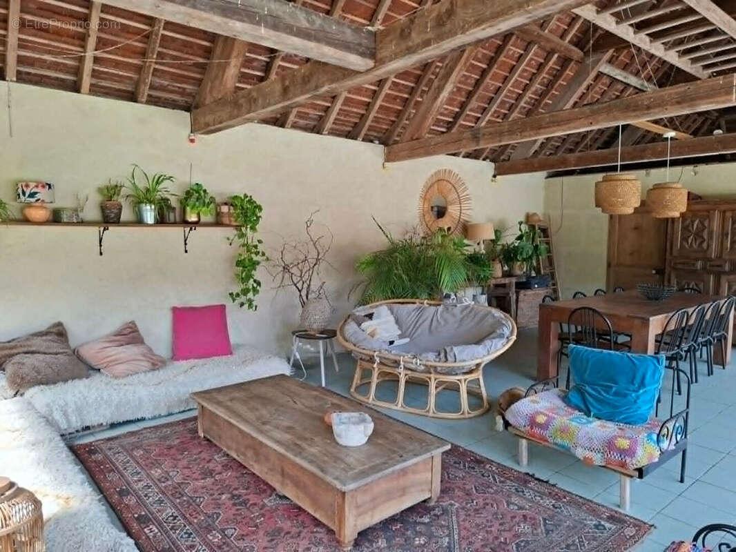 Maison à LES AVENIERES