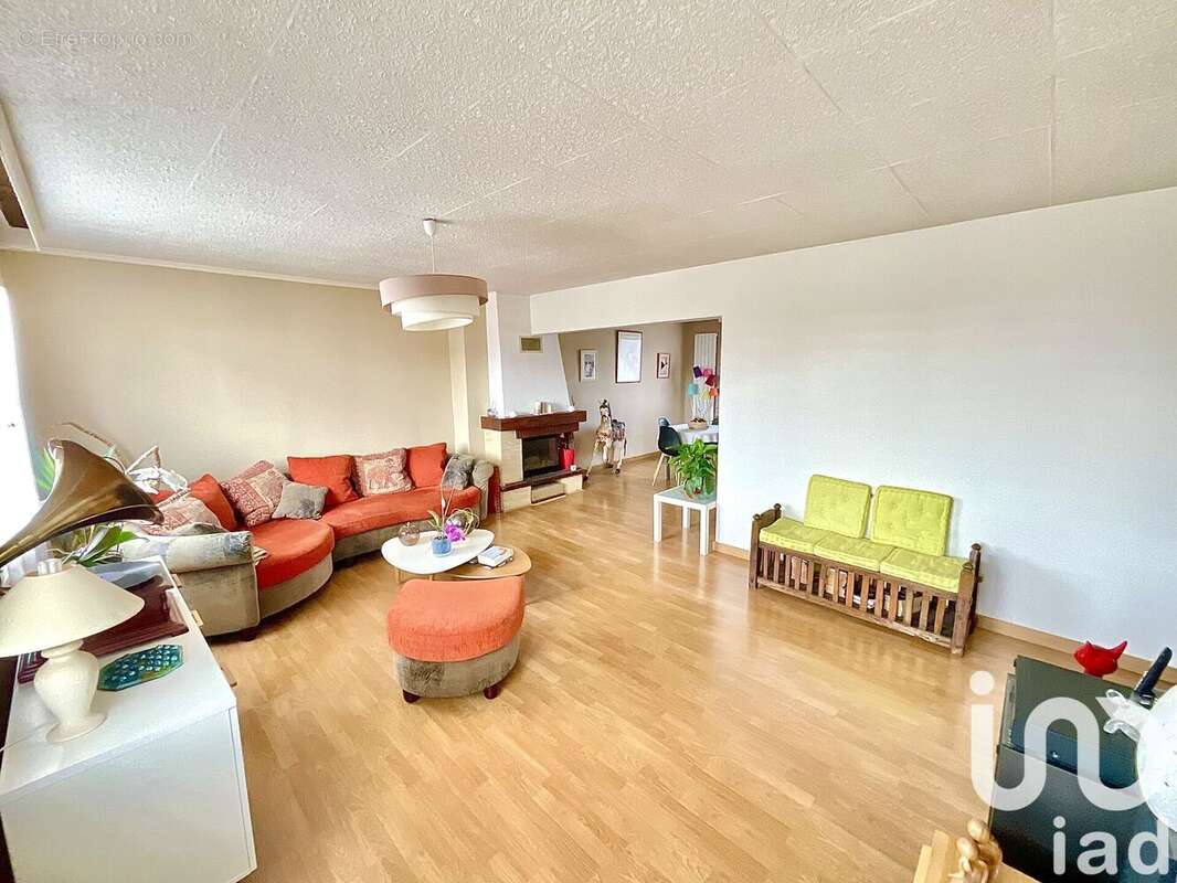 Photo 4 - Appartement à SAINTE-GENEVIEVE-DES-BOIS