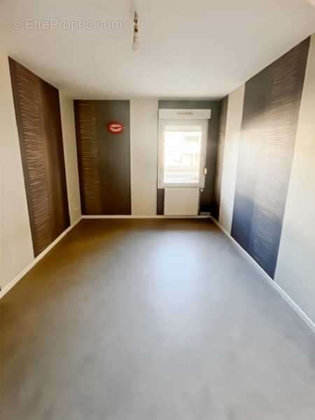 Appartement 73 m² à Vesoul  - photo 7