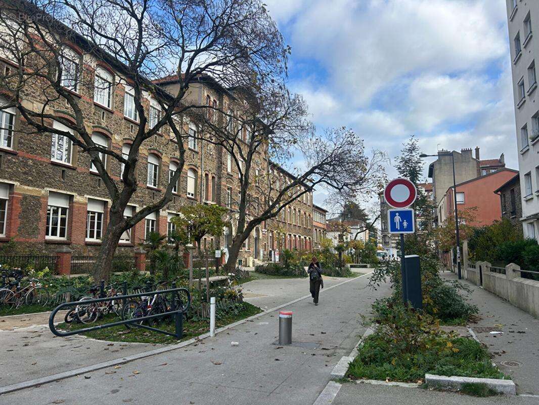 Appartement à FONTENAY-SOUS-BOIS
