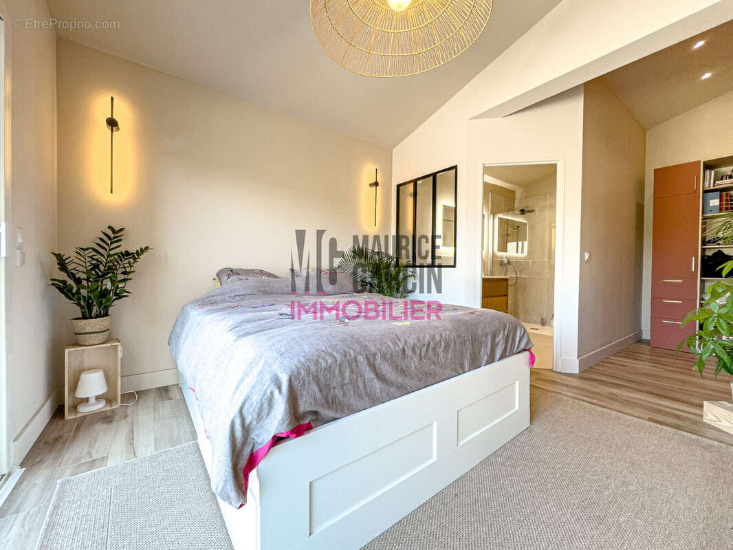 Maison à PERNES-LES-FONTAINES