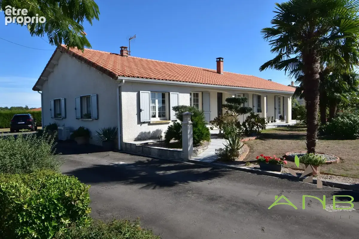 Maison à ROUMAZIERES-LOUBERT