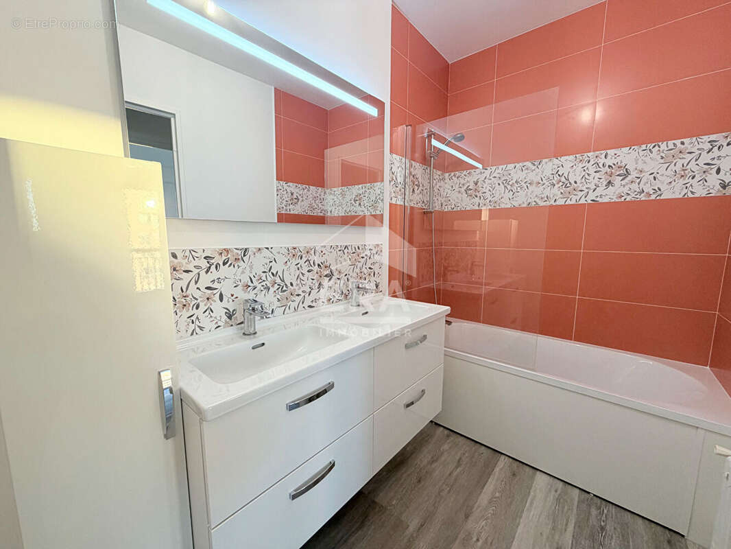 Appartement à MONDEVILLE