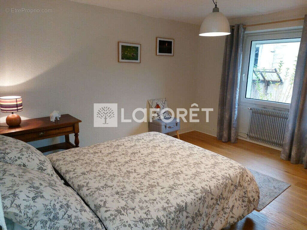 Maison à LONS-LE-SAUNIER