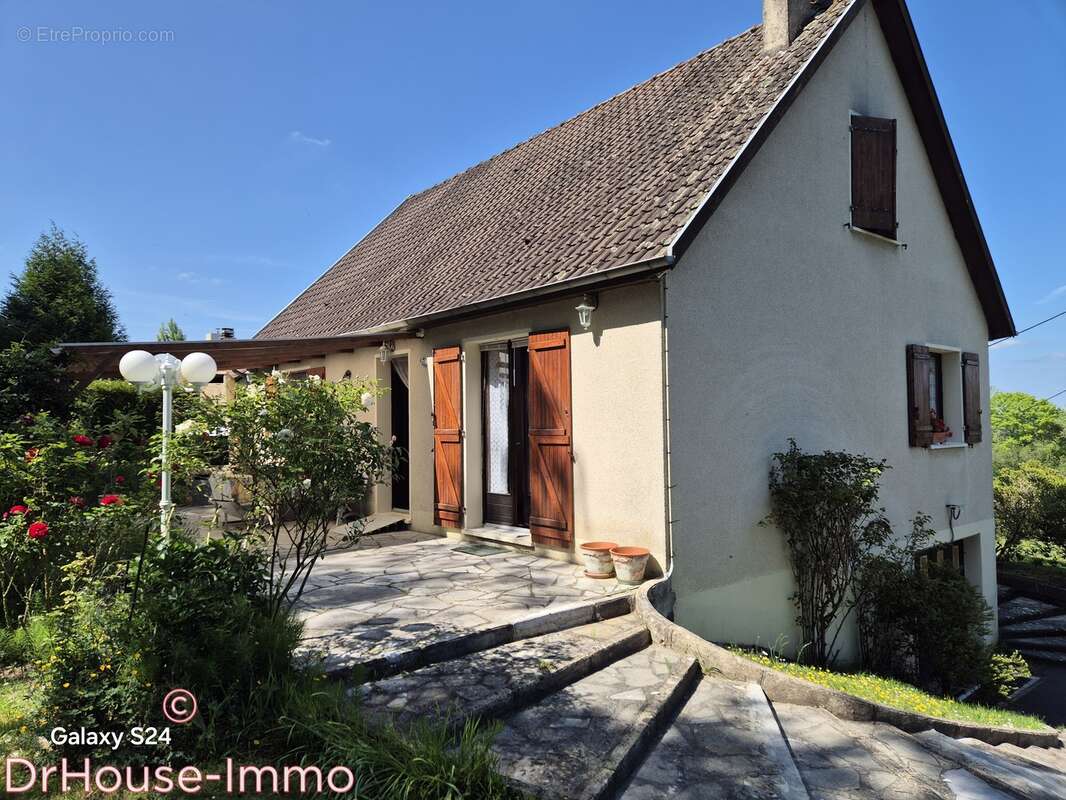 Maison à LE MESNIL-GUILLAUME