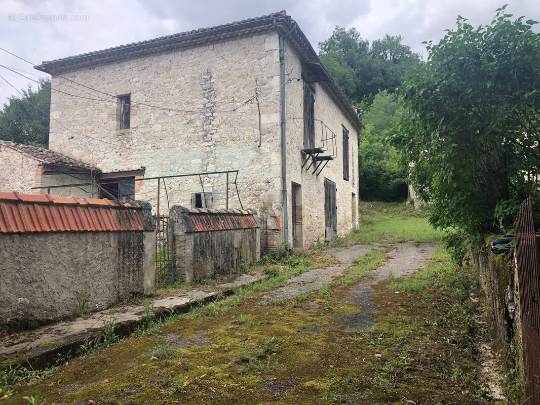 Maison à TOUFFAILLES