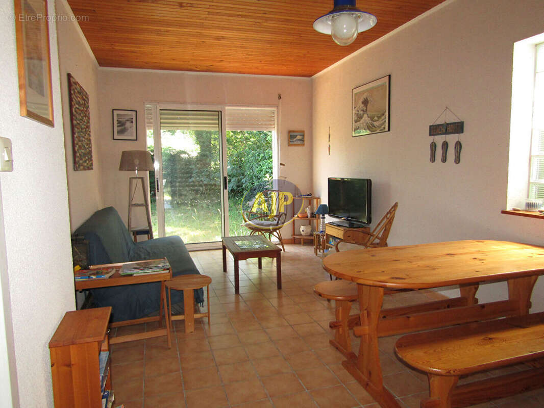 Maison à LACANAU