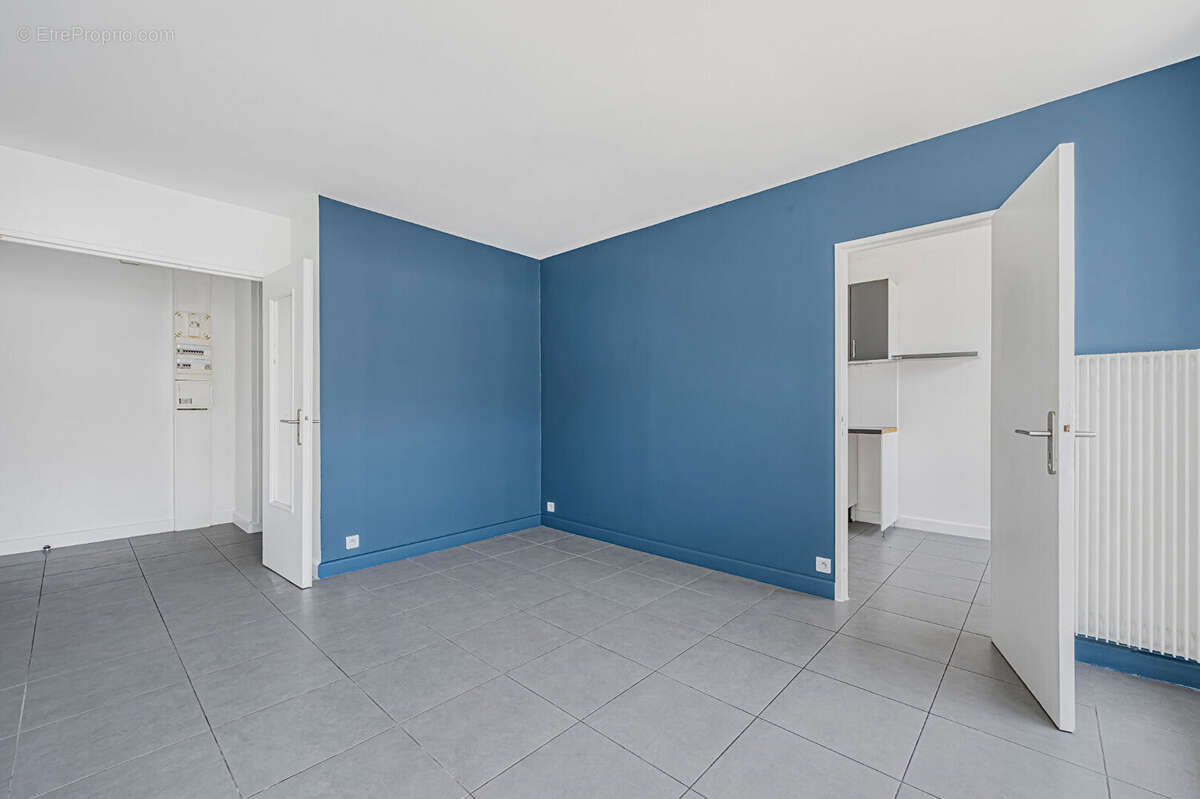 Appartement 2 pièces lumineux - Ligne 13  Etienne Dolet - Balcons - photo 12
