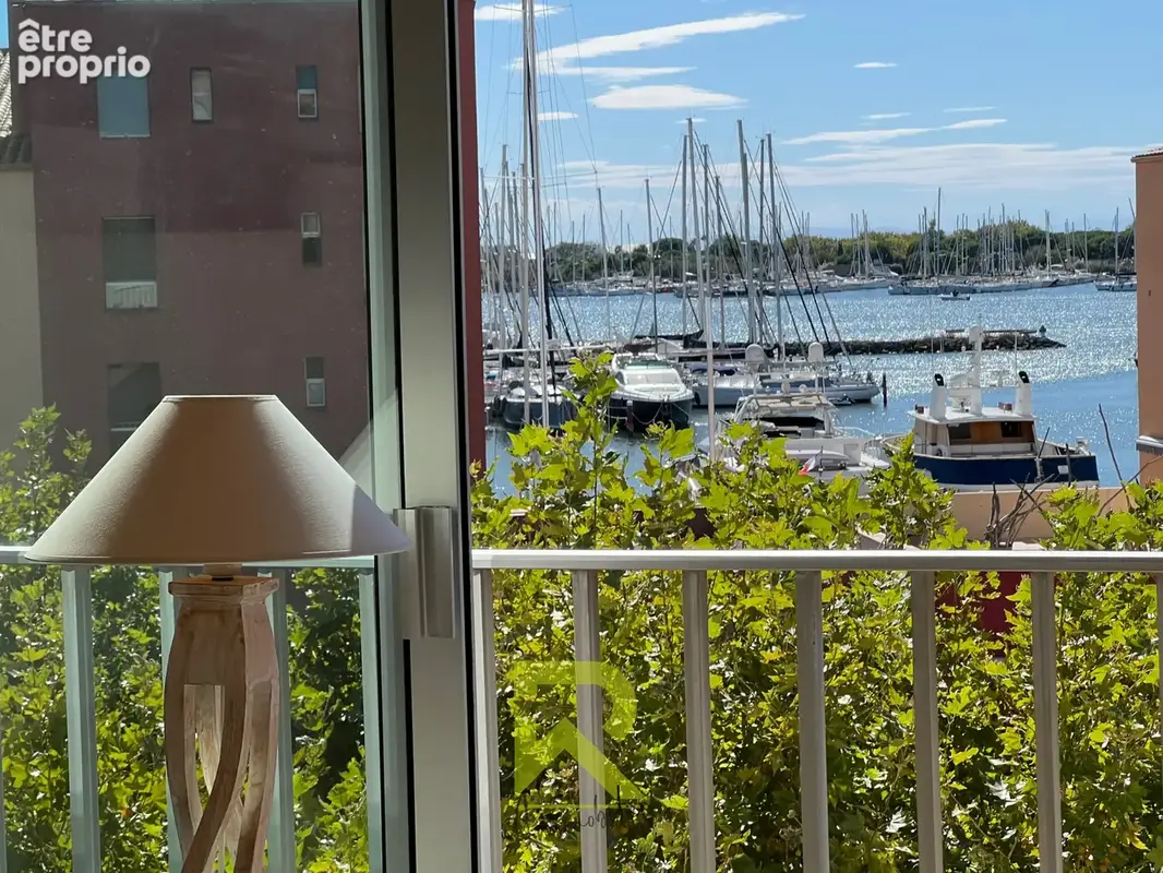 LE CAP D'AGDE-T2 lumineux avec vue port, parking, proche plages et commerces - photo 6