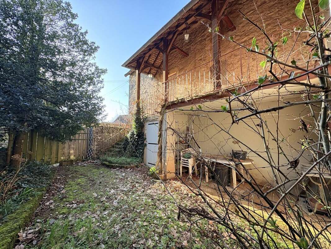 Maison à JAMBLES