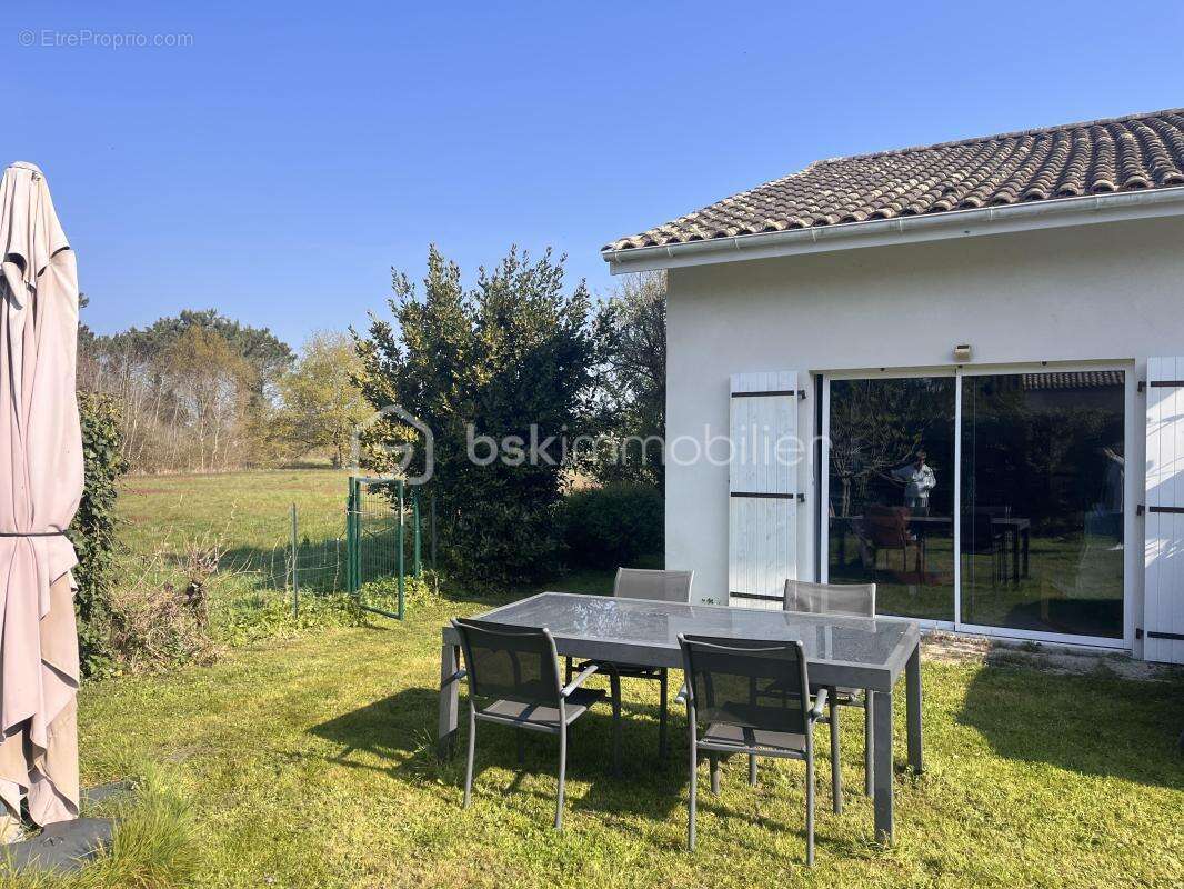 Maison à TALAIS