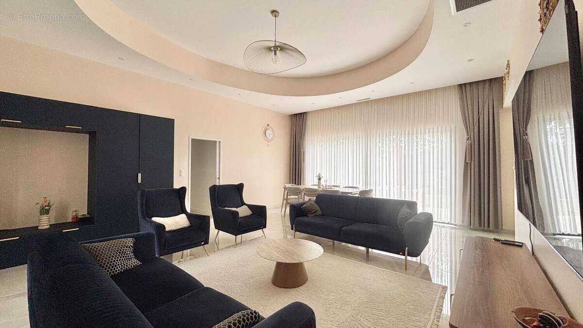 Maison 187 m² à Pompignac  - photo 9