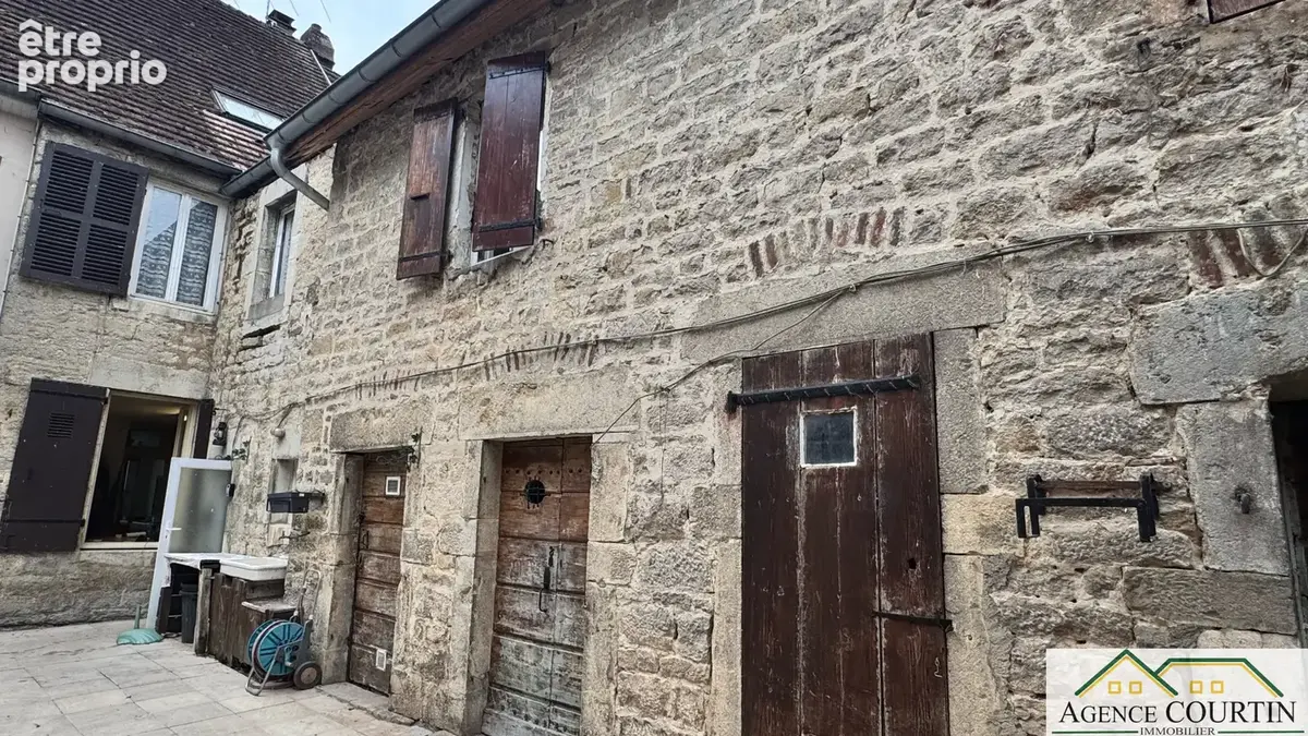 Immeuble de caractère avec ancien commerce, habitation et dépendance - photo 22