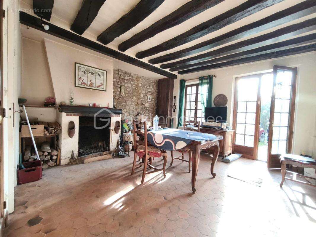 Maison à CROUY-SUR-OURCQ