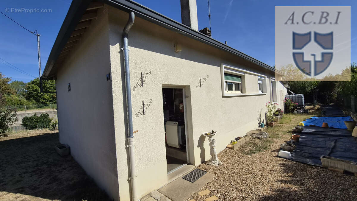 Maison de plain-pied avec dépendances et terrain de 468 m2   Secteur Fréteval - photo 3