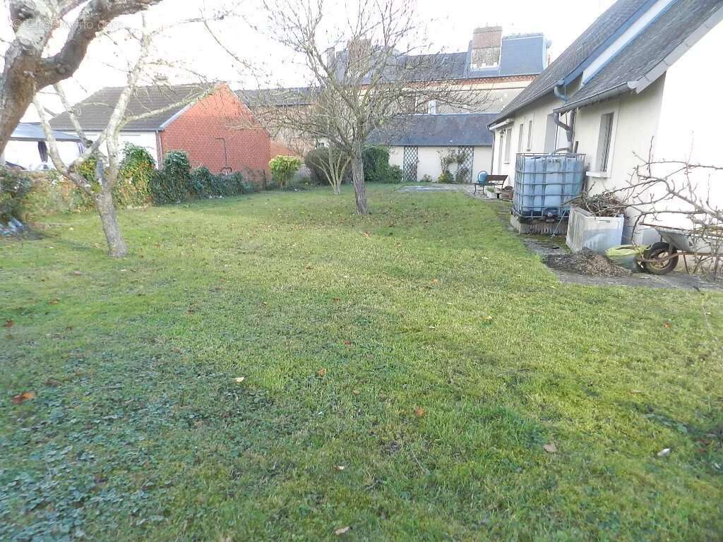 Maison à CREVECOEUR-EN-AUGE