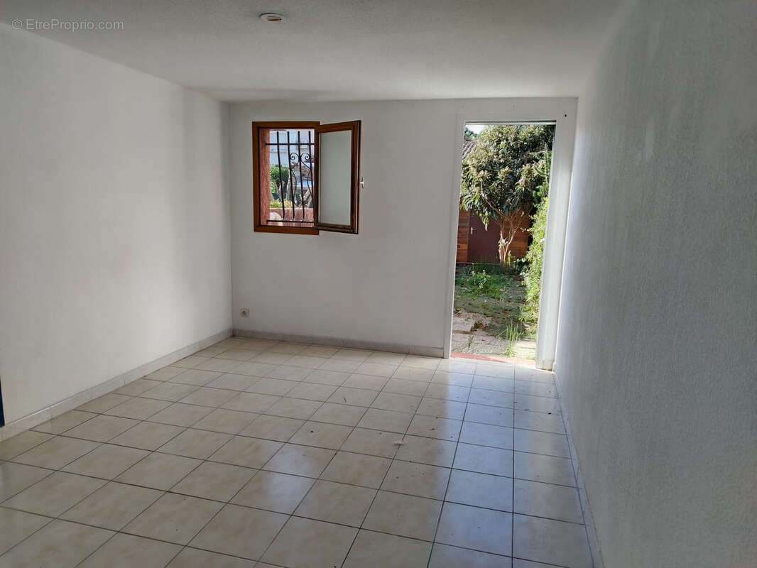 Appartement à SAINTE-MARIE