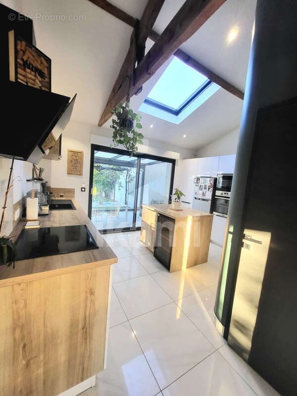 Maison à VILLENAVE-D&#039;ORNON