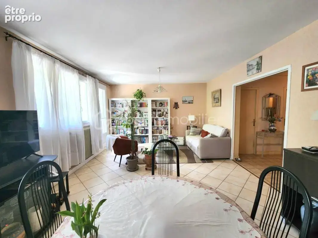 Exclusivité le plessis-trévise 3/4 pièces avec balcon, loggia, place de parking et cave * idéal premier achat * - photo 4