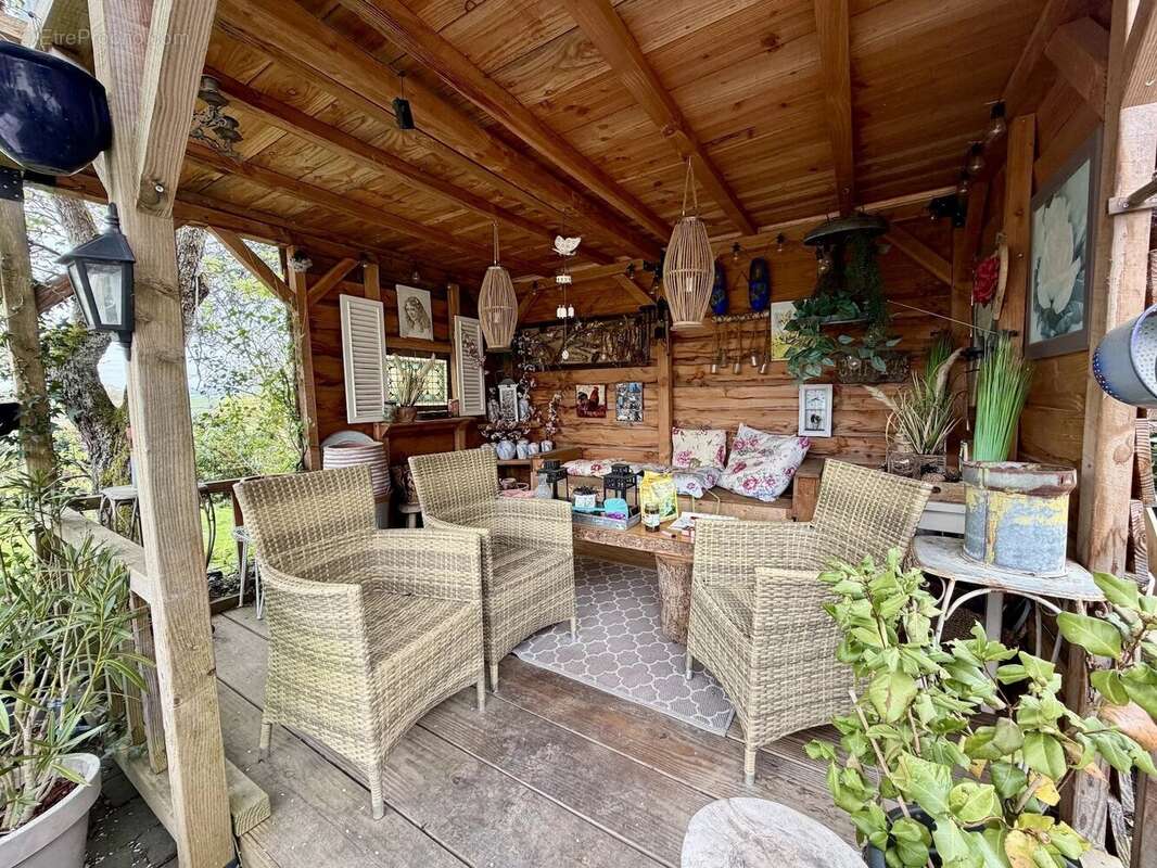 Maison à SAVIGNY-POIL-FOL