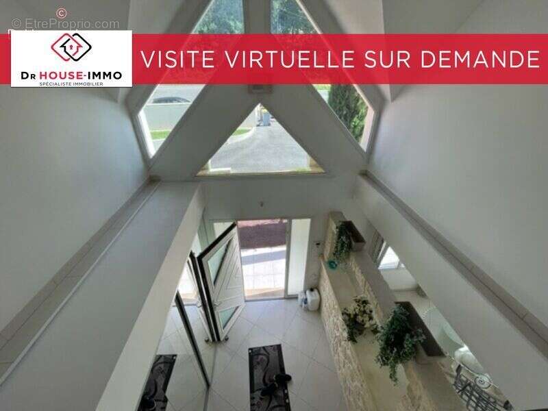 Maison à SAINT-PIERRE-LES-NEMOURS