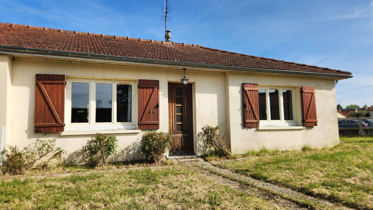 Maison à CHATEAUNEUF-EN-THYMERAIS