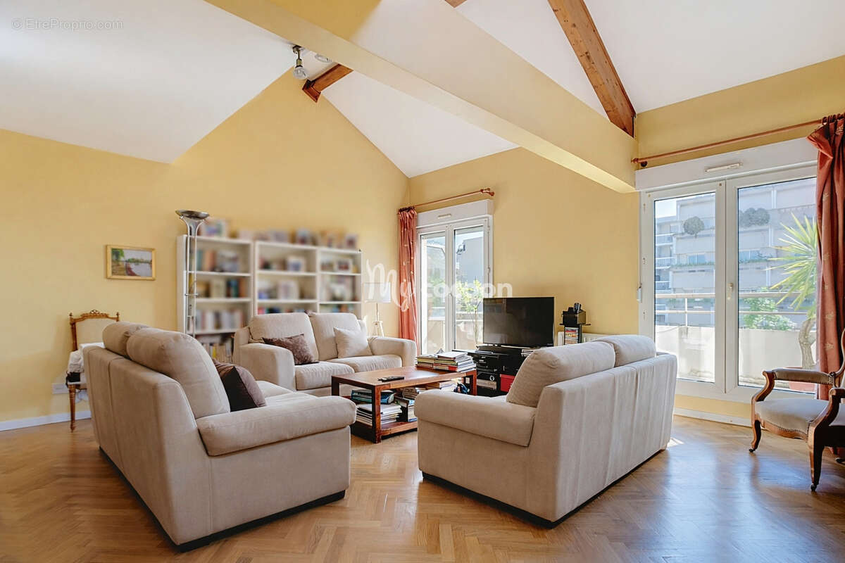 Appartement à LYON-7E