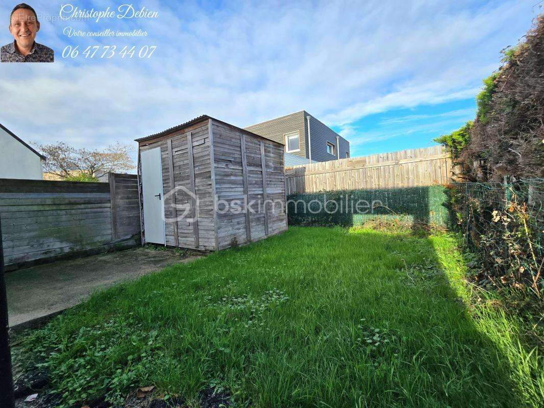 Maison à SAINTE-LUCE-SUR-LOIRE