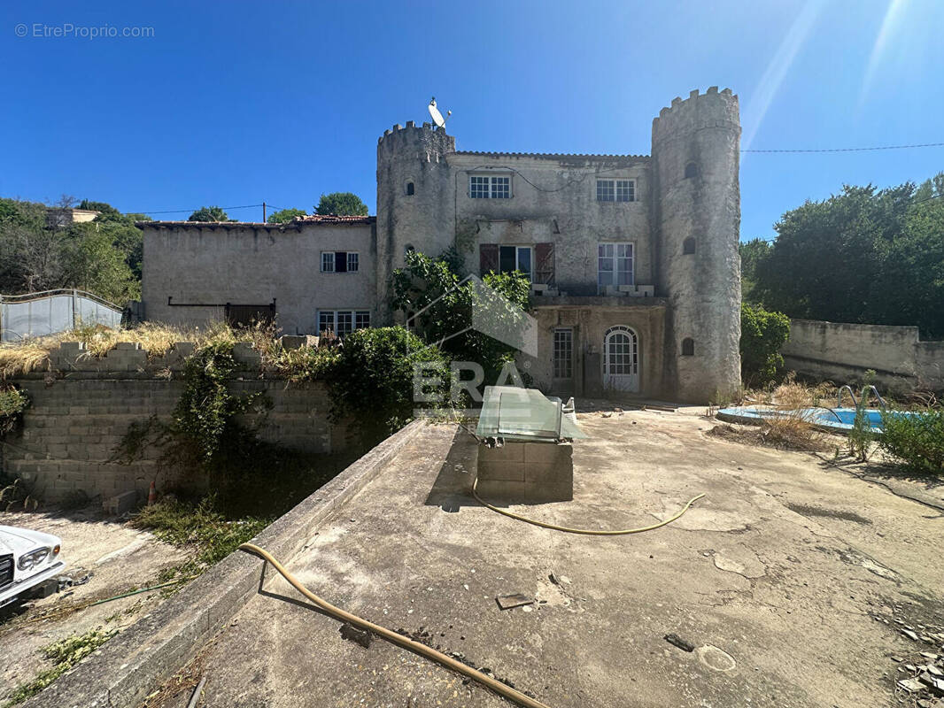 Maison à ROQUEVAIRE