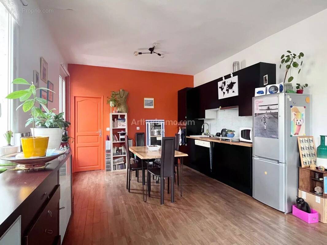 Appartement à MAISONS-ALFORT