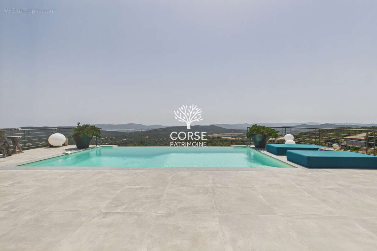 Vue imprenable et propriété d'exception à Porto-Vecchio - photo 22