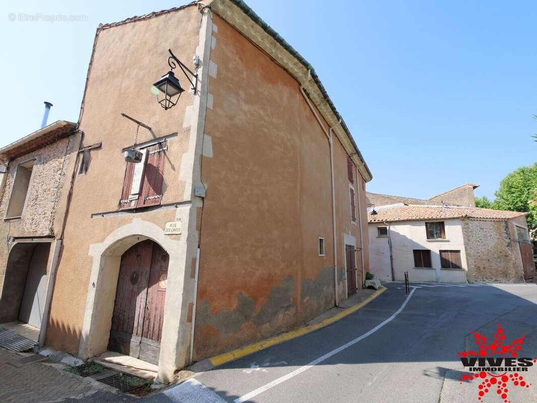Grande maison de village de caractère  182,5 m² habitables et 310 m² de potentiel  Creissan - photo 2