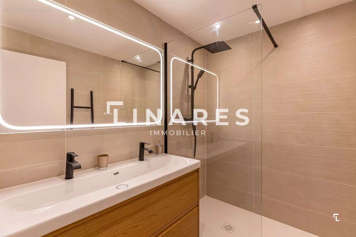 LE CLOS BRUNET - Appartement T3 de 78m2 - Terrasse - Jardin - Parking/Garage - Cave - 13100 - photo 9